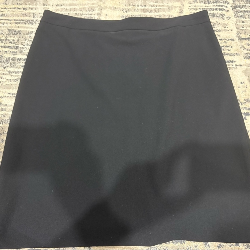 DKNY Elegant Black Mini Skirt